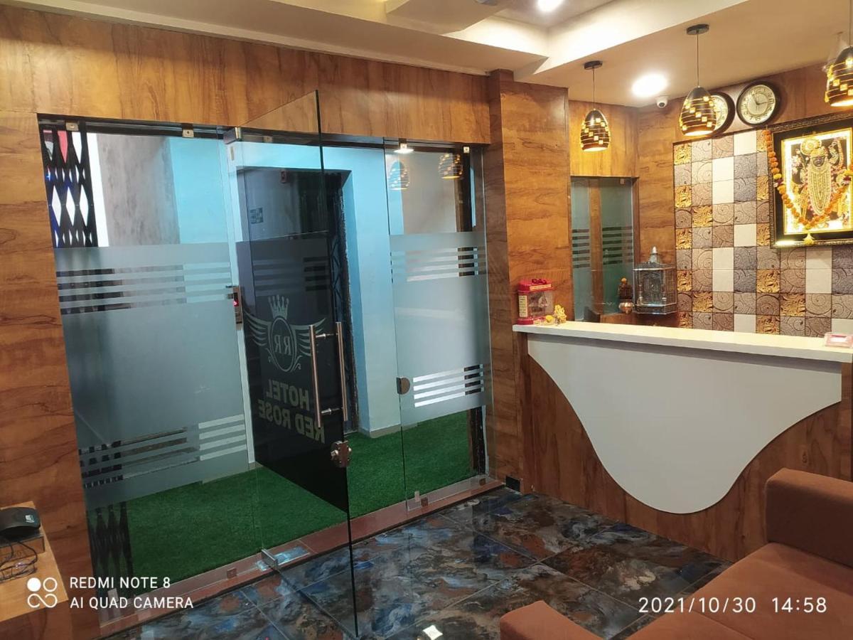 Hotel Red Rose 바도다라 외부 사진